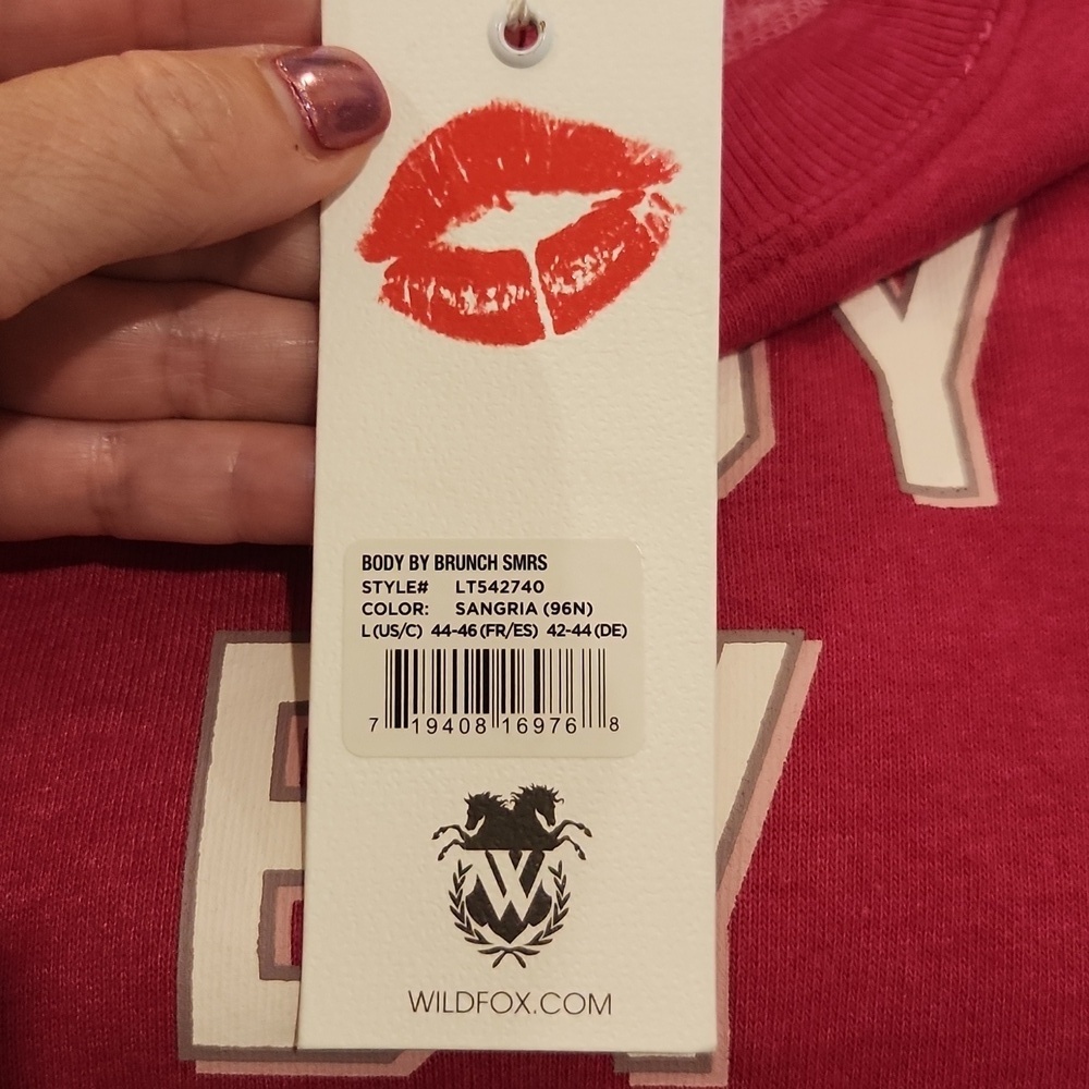 Wildfox "Body by brunch" sweatshirt size L in a beautiful sangria color, nwt! - Picture 3 of 10